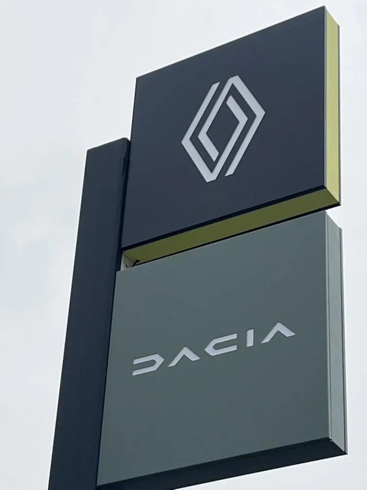 Garage Renault - Dacia - Eppeville